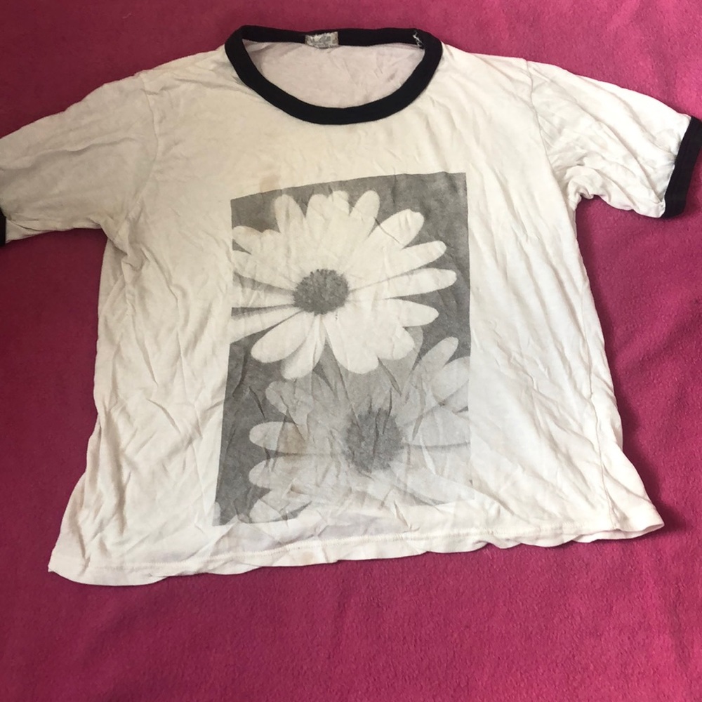 daisy shirt